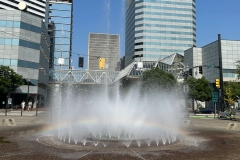 Acqua-e-sole-ci-regalano-larcobaleno