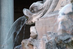 Fontana-di-Trevi-particolare